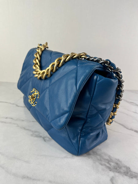 CHANEL Blue Large Quilted 19 Flap Bag