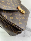 LOUIS VUITTON Pochette Métis Monogram Canvas Crossbody/Shoulder Bag