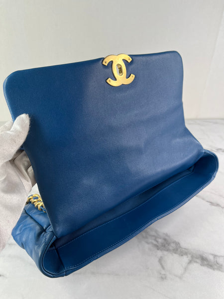 CHANEL Blue Large Quilted 19 Flap Bag