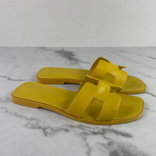 Hermes Jaune Citron Yellow Calfskin Oran Sandals Size 36