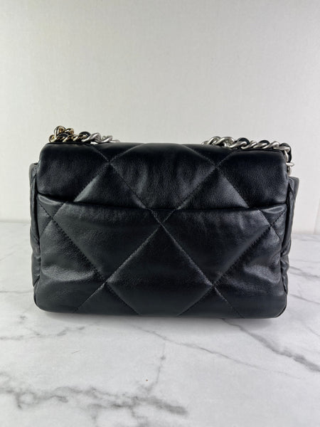 Chanel Black Lambskin Quilted Medium Chanel 19 Flap Shoulder/Crossbody Bag