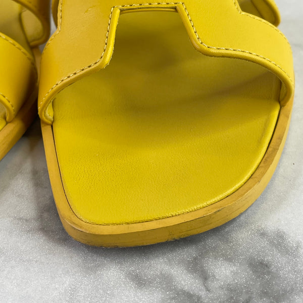 Hermes Jaune Citron Yellow Calfskin Oran Sandals Size 36