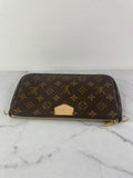 Louis Vuitton Khaki Multi Pochette Accessoires Crossbody/Shoulder Bag