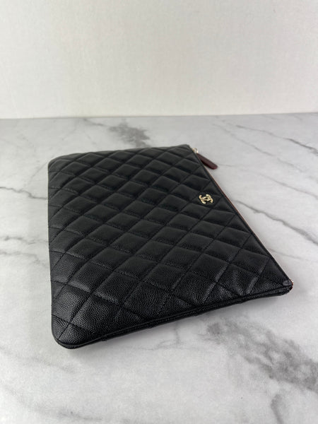 Chanel Classic Black Caviar Quilted Medium Zipped Pouch/Clutch