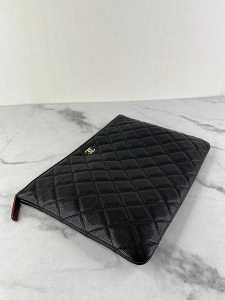 Chanel Classic Black Caviar Quilted Medium Zipped Pouch/Clutch