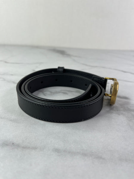 GUCCI Black Leather GG Marmont thin belt Size 80/32.