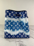 Louis Vuitton Blue Monogram Escale Neonoe MM Crossbody/Shoulder Bag