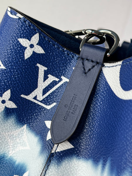 Louis Vuitton Blue Monogram Escale Neonoe MM Crossbody/Shoulder Bag
