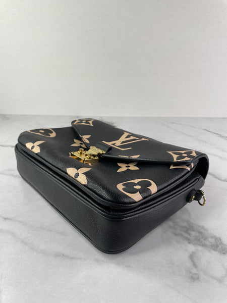 LOUIS VUITTON Black/Beige Bicolor Monogram Empreinte Leather Pochette Métis Crossbody/Shoulder Bag