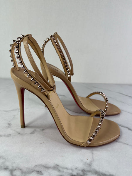 CHRISTIAN LOUBOUTIN Nude/Pink Bronze So Me 100 studded leather sandals Size 35