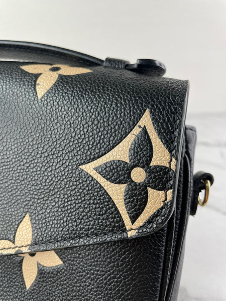 LOUIS VUITTON Black/Beige Bicolor Monogram Empreinte Leather Pochette Métis Crossbody/Shoulder Bag