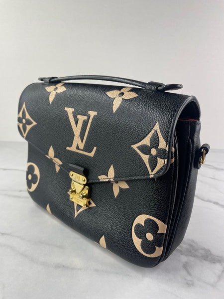 LOUIS VUITTON Black/Beige Bicolor Monogram Empreinte Leather Pochette Métis Crossbody/Shoulder Bag