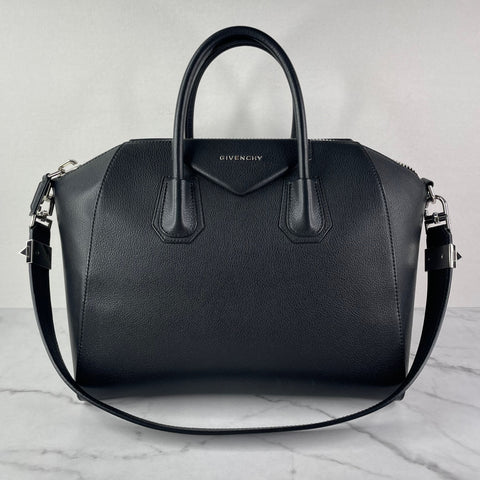 GIVENCHY Black Medium Grained Leather Antigona Shoulder Bag
