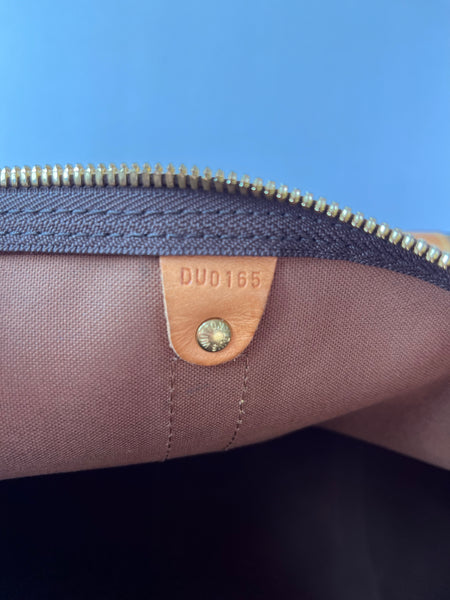 LOUIS VUITTON Keepall Bandoulière 50 Monogram