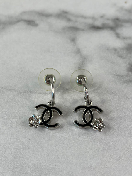 CHANEL SILVER/BLACK CC LOGO CAMELLIA Earrings