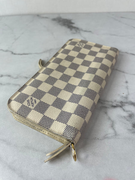 LOUIS VUITTON Damier Azur Insolite Wallet