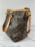 LOUIS VUITTON Monogram Palermo PM Shoulder Bag