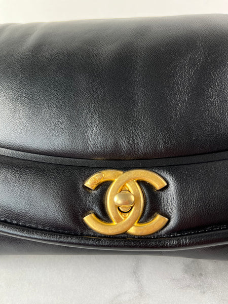 CHANEL CC BLACK SHINY LAMBSKIN PUFFY PILLOW JUMBO CLUTCH