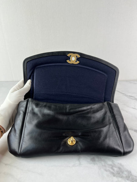 CHANEL CC BLACK SHINY LAMBSKIN PUFFY PILLOW JUMBO CLUTCH