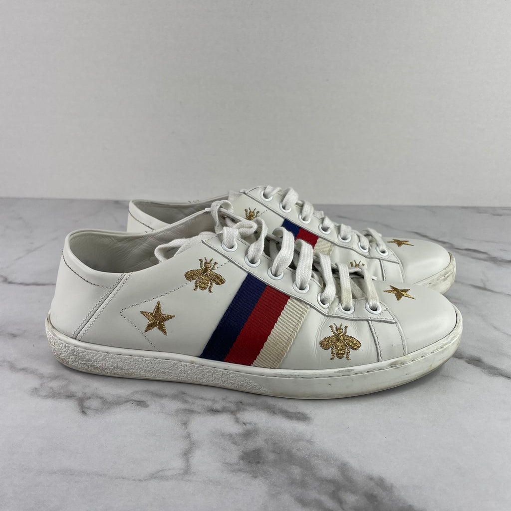 afregning Far stressende Gucci Women's Ace sneaker with bees and stars Size 35.5 | Forever Red Soles